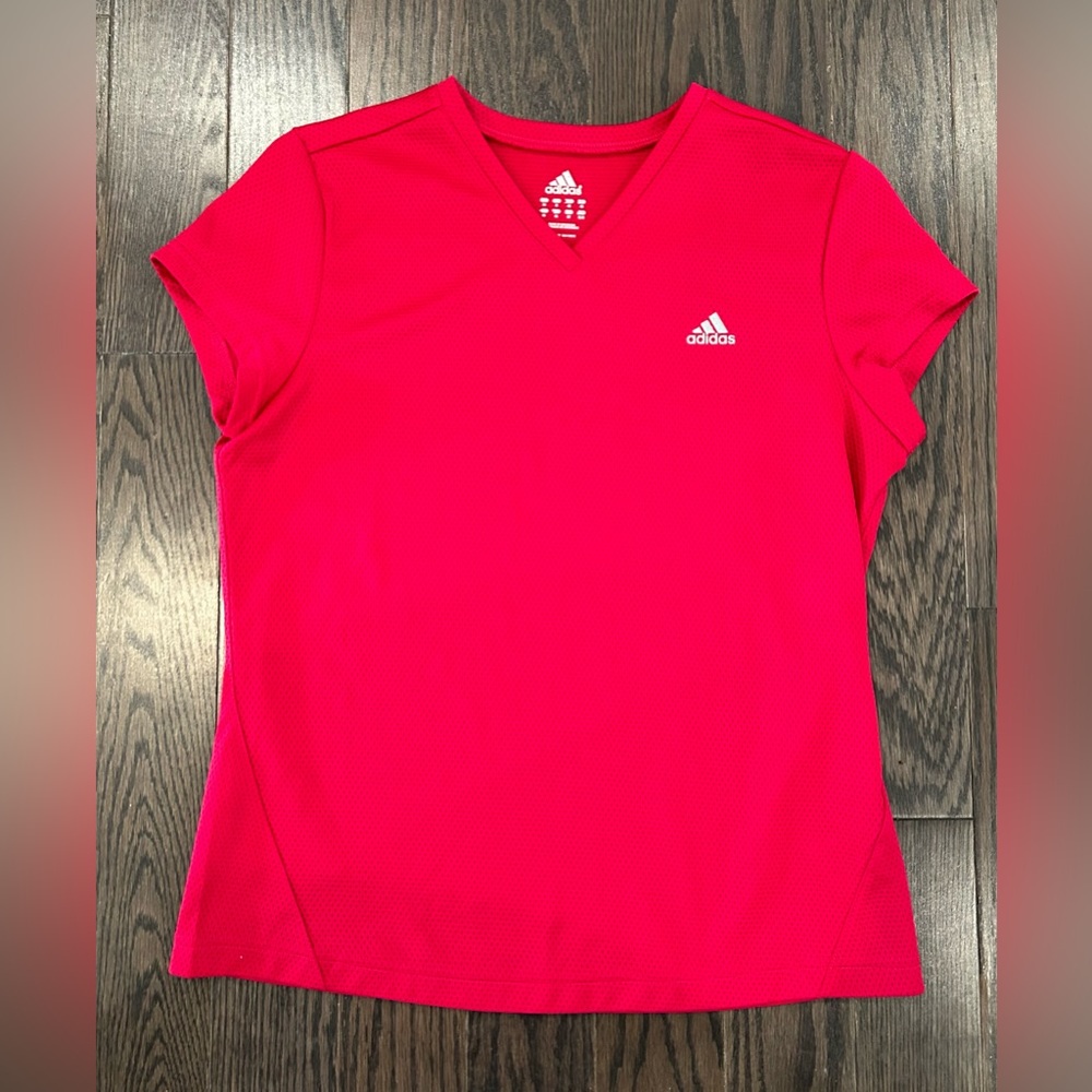 Women’s Adidas Tshirt size Medium